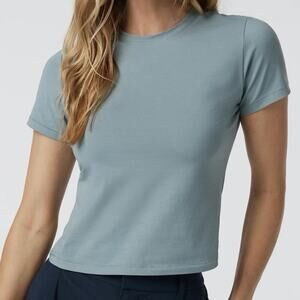 Vuori Feather Baby Tee In Vintage Pistachio
